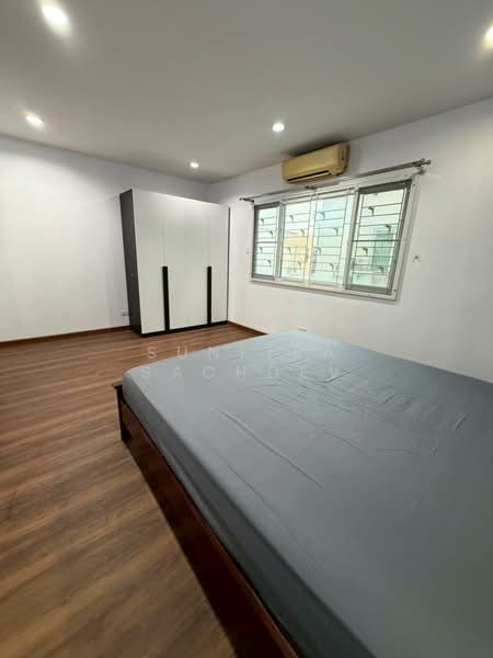 Villette City Pattanakarn 38, Bangkok, Phatthanakan Road, Prawet, Bangkok, 4 Bedrooms, 235 sqm, Townhouse For Sale, by Sunitra Sachdev, 500299109 - DDproperty.com