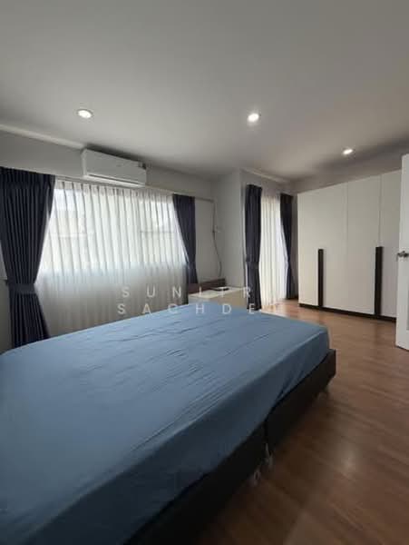 Villette City Pattanakarn 38, Bangkok, Phatthanakan Road, Prawet, Bangkok, 4 Bedrooms, 235 sqm, Townhouse For Sale, by Sunitra Sachdev, 500299109 - DDproperty.com