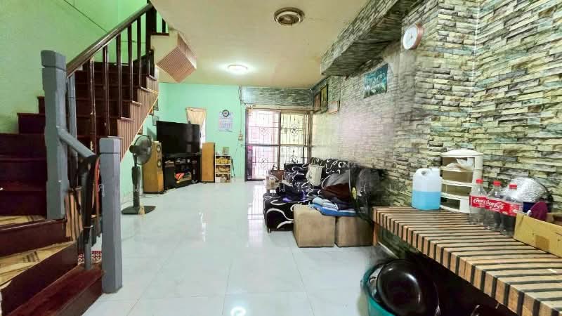 Baan Phrueksa D, Pathum Thani, Liab Klong Sam Road, Khlong Sam, Khlong Luang, Pathum Thani, 2 Bedrooms, 100 sqm, Townhouse For Sale, by คุณ ศันสนีย์ (เก๋), 500299116 - DDproperty.com