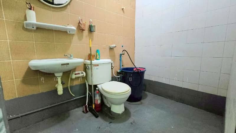 Baan Phrueksa D, Pathum Thani, Liab Klong Sam Road, Khlong Sam, Khlong Luang, Pathum Thani, 2 Bedrooms, 100 sqm, Townhouse For Sale, by คุณ ศันสนีย์ (เก๋), 500299116 - DDproperty.com