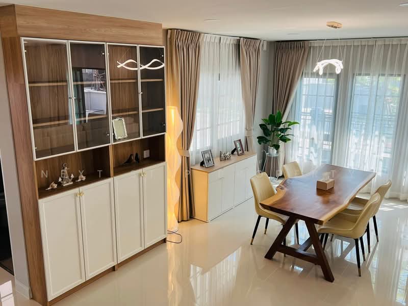Centro Bangna, Samut Prakan, 111 Soi 3, Bang Kaeo, Bang Plee, Samut Prakan, 4 Bedrooms, 280 sqm, Single Detached House For Rent, by Sunny Next step, 500299121 - DDproperty.com