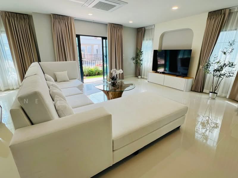 Centro Bangna, Samut Prakan, 111 Soi 3, Bang Kaeo, Bang Plee, Samut Prakan, 4 Bedrooms, 280 sqm, Single Detached House For Rent, by Sunny Next step, 500299121 - DDproperty.com