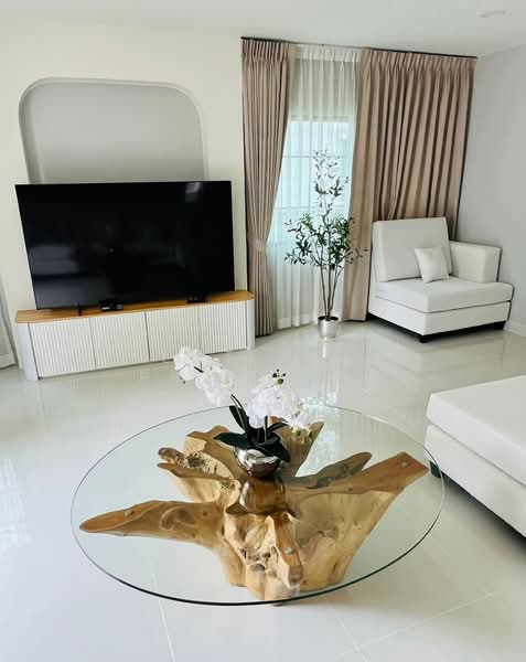 Centro Bangna, Samut Prakan, 111 Soi 3, Bang Kaeo, Bang Plee, Samut Prakan, 4 Bedrooms, 280 sqm, Single Detached House For Rent, by Sunny Next step, 500299121 - DDproperty.com
