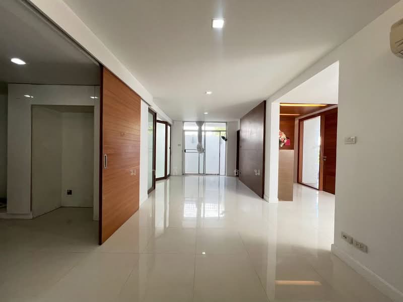 บ้าน อารีสัมพันธ์ ซอย 4, กรุงเทพ, พญาไท, กรุงเทพ, 400 ตร.ม., บ้านเดี่ยว ขาย, โดย มาลี สุธน, 500299128 - DDproperty.com