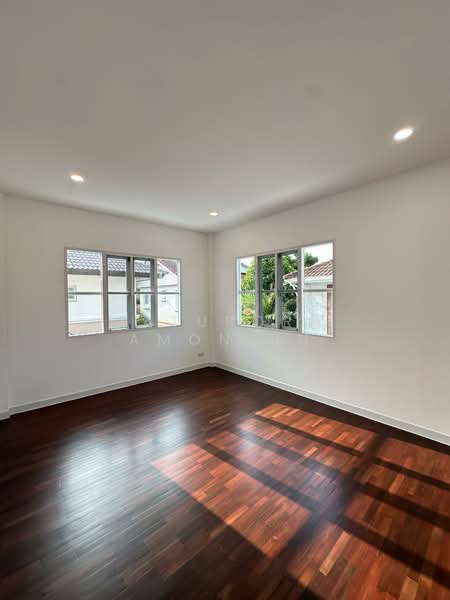 Nantawan Ramintra-Watcharaphon, Bangkok, Sukhaphiban 5 Road, Tha Rang, Bang Khen, Bangkok, 4 Bedrooms, 212 sqm, Single Detached House For Sale, by Jatuporn Amonsin, 500299176 - DDproperty.com