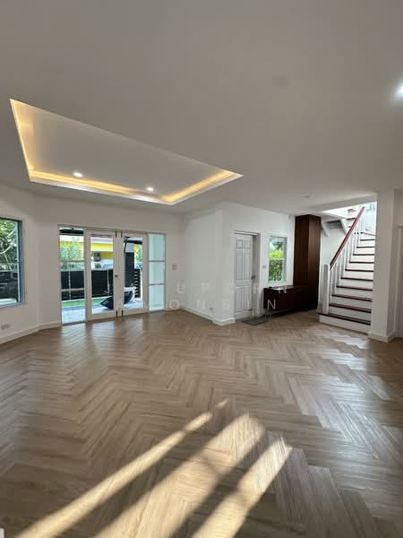 Nantawan Ramintra-Watcharaphon, Bangkok, Sukhaphiban 5 Road, Tha Rang, Bang Khen, Bangkok, 4 Bedrooms, 212 sqm, Single Detached House For Sale, by Jatuporn Amonsin, 500299176 - DDproperty.com