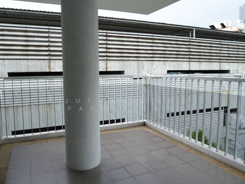 Shama Ekamai Bangkok : ชามา เอกมัย กรุงเทพฯ, กรุงเทพ, ซอยเอกมัย 8 ถนนสุขุมวิท 63, พระโขนงเหนือ, วัฒนา, กรุงเทพ, 250 ตร.ม., คอนโด ให้เช่า, โดย Juthabhorn Uppachit (Amy), 500299205 - DDproperty.com