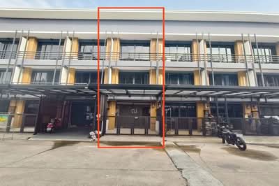 ขาย - ขายทาวน์เฮ้าส์ 3 ชั้น จรัญสนิทวงศ์ 62 - ราชวิถี 21 ใกล้ MRT สิรินธร บางพลัด, กรุงเทพ