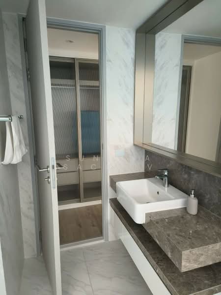 Fynn Asoke, Bangkok, 28 Sukhumvit 10 Alley, Khlong Toei, Khlong Toei, Bangkok, 2 Bedrooms, 62 sqm, Condo For Rent, by Sunitra Sachdev, 500299244 - DDproperty.com