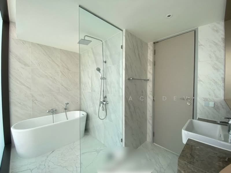 Fynn Asoke, Bangkok, 28 Sukhumvit 10 Alley, Khlong Toei, Khlong Toei, Bangkok, 2 Bedrooms, 62 sqm, Condo For Rent, by Sunitra Sachdev, 500299244 - DDproperty.com