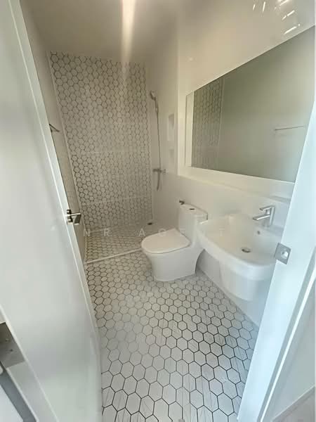 Altitude Kraf Bangna, Samut Prakan, 159 Moo 12, Liap Klong Luang Phaeng Road, Bang Kaeo, Bang Plee, Samut Prakan, 2 Bedrooms, 135 sqm, Townhouse For Rent, by NR AGENT, 500299259 - DDproperty.com