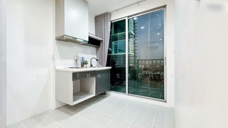The Base Sukhumvit 77, Bangkok, 289 Sukhumvit 77 Road, Phra Kanong Nua, Watthana, Bangkok, 1 Bedroom, 28 sqm, Condo For Rent, by Sunitra Sachdev, 500299270 - DDproperty.com