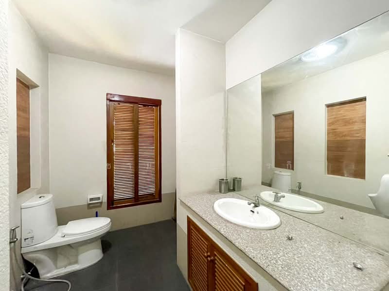 Detached House Soi Lat Pla Khao 14, Bangkok, ลาดปลาเค้า, Chorake Bua, Lat Phrao, Bangkok, 4 Bedrooms, 380 sqm, Single Detached House For Rent, by Somchai Ruechajirakit, 500299274 - DDproperty.com