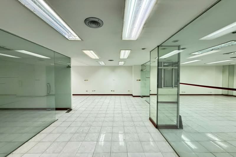 สุขุมวิท 50, Bangkok, ถนนสุขุมวิท 50, Phra Kanong, Khlong Toei, Bangkok, , 730 sqm, Office Space For Sale, by คุณหนึ่ง, 500299308 - DDproperty.com