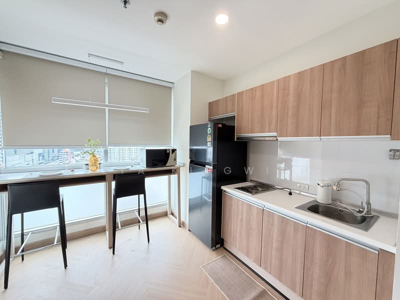 Rhythm Ratchada, Bangkok, 558 Ratchadaphisek Road, Samsen Nok, Huai Khwang, Bangkok, 1 Bedroom, 46 sqm, Condo For Rent, by Areeya Kingwichit, 500299309 - DDproperty.com