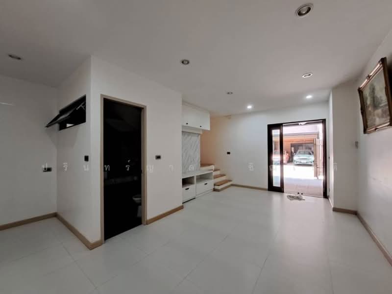 Haus Niche Cheangwattana - Tiwanon, Nonthaburi, Pak Kret, Pak Kret, Nonthaburi, 3 Bedrooms, 200 sqm, Townhouse For Rent, by ปรินทร์ญาดา ชิณโชติ, 500299327 - DDproperty.com
