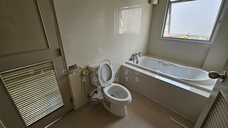 P.W.T. Mansion, Bangkok, 173/6 Soi Sukhumvit 16, Khlong Toei, Bangkok, 3 Bedrooms, 165 sqm, Condo For Rent, by BANGKOK PROPERTY AGENTS, 500299333 - DDproperty.com