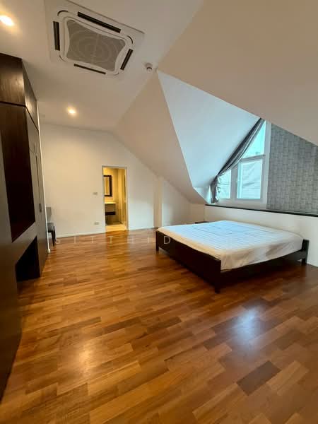 Baan Kwanta : บ้านขวัญตา, กรุงเทพ, 87 ถนนสุขุมวิท, คลองตันเหนือ, วัฒนา, กรุงเทพ, 347 ตร.ม., คอนโด ให้เช่า, โดย Amarin Sitthidhoon, 500299366 - DDproperty.com