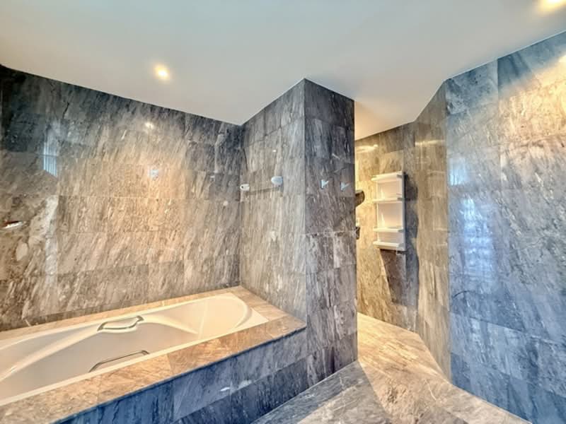 Raintree Village Apartment, Bangkok, 21 Soi Sukhumvit 41, Khlong Tan Nua, Watthana, Bangkok, 4 Bedrooms, 420 sqm, Condo For Rent, by Bangkok Residential, 500299404 - DDproperty.com