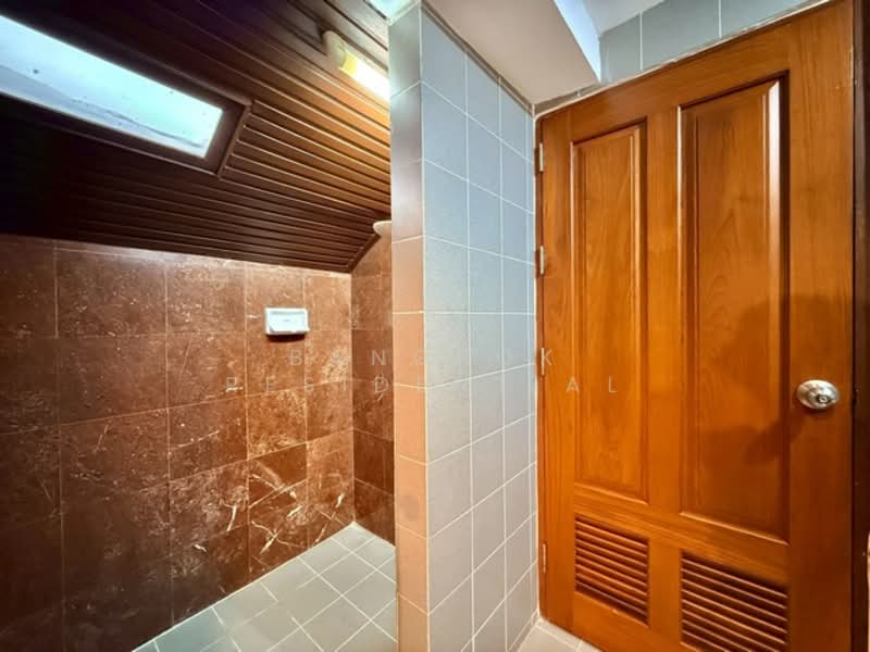 Raintree Village Apartment, Bangkok, 21 Soi Sukhumvit 41, Khlong Tan Nua, Watthana, Bangkok, 4 Bedrooms, 420 sqm, Condo For Rent, by Bangkok Residential, 500299404 - DDproperty.com