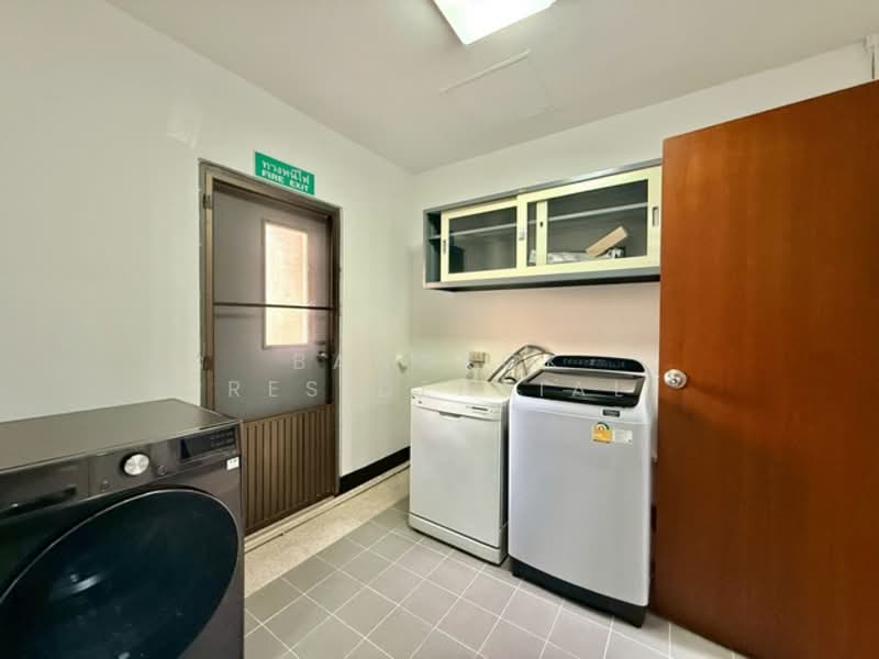 Raintree Village Apartment, Bangkok, 21 Soi Sukhumvit 41, Khlong Tan Nua, Watthana, Bangkok, 4 Bedrooms, 420 sqm, Condo For Rent, by Bangkok Residential, 500299404 - DDproperty.com