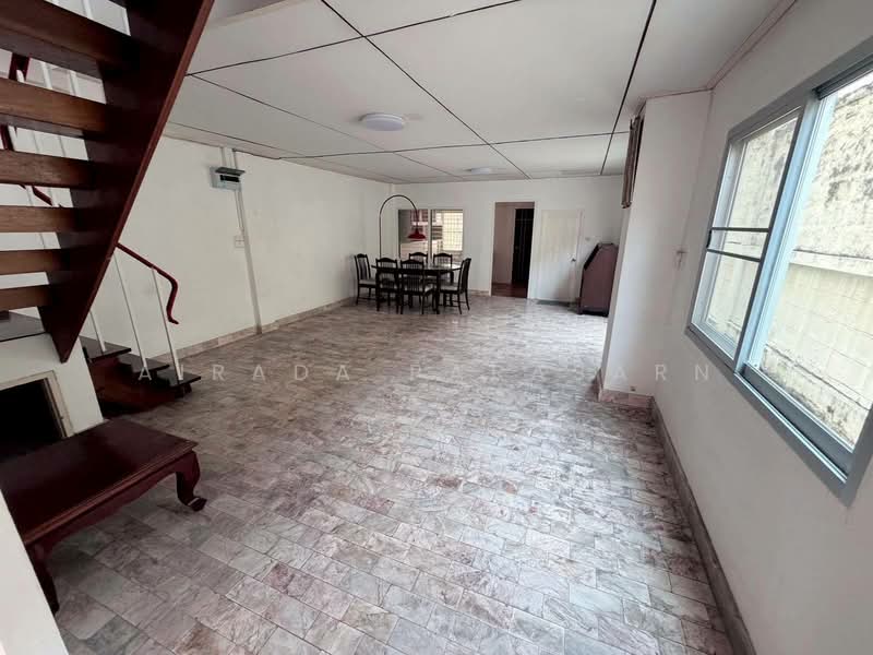 For Rent - Phetkasem 36 Intersection 1-3, Bangkok