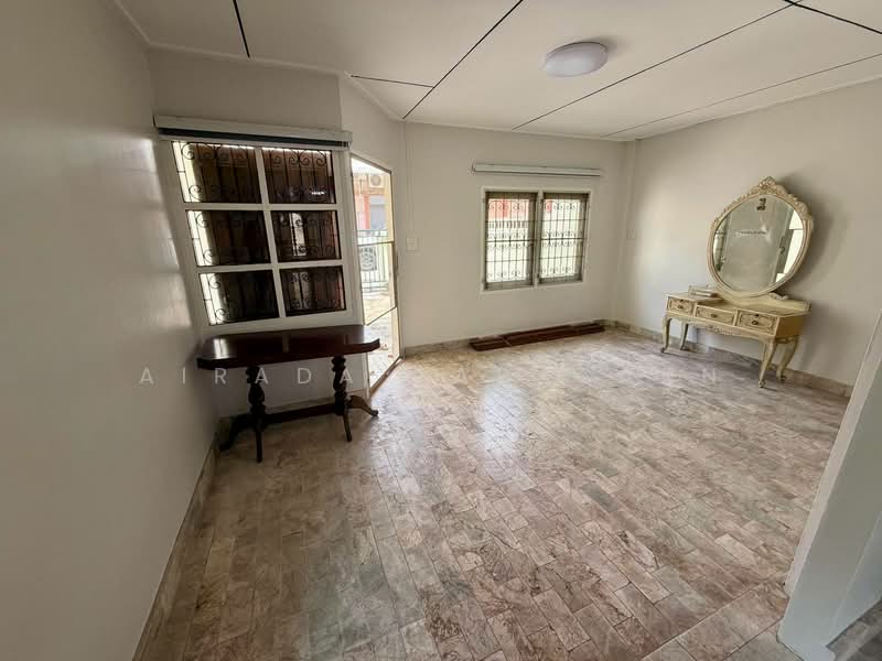 Phetkasem 36 Intersection 1-3, Bangkok, Bang Chak, Phasi Charoen, Bangkok, 2 Bedrooms, 80 sqm, Single Detached House For Rent, by Airada Parasarn, 500299429 - DDproperty.com