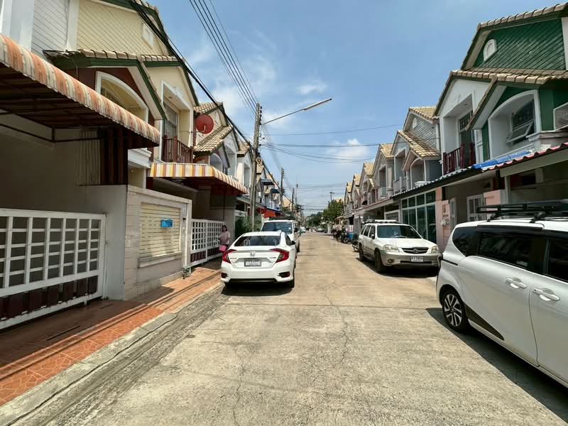 Warangkun Khlong 3 Village : หมู่บ้านวรางกูล คลอง 3, ปทุมธานี, ลำลูกกา, ลำลูกกา, ปทุมธานี, 120 ตร.ม., ทาวน์เฮ้าส์ ขาย, โดย วิดารัตน์ กาติ้ง, 500299467 - DDproperty.com