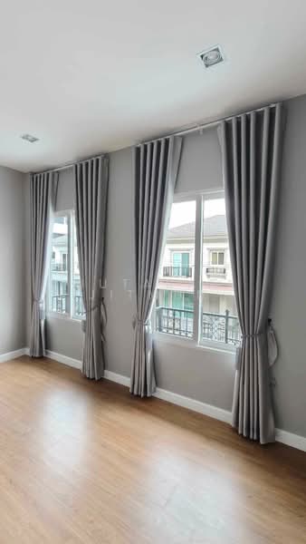Grandio Petchkasem 81, Bangkok, Machareon Road, Nong Kang Plu, Nong Khaem, Bangkok, 4 Bedrooms, 188 sqm, Single Detached House For Rent, by Jutarat Jitmun, 500299472 - DDproperty.com