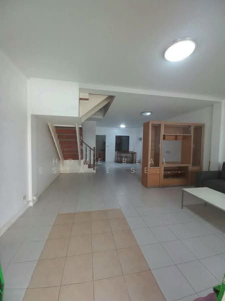 Baan Klang Muang Rama9-Srinakarin, Bangkok, Srinakarin Road, Suan Luang, Bangkok, 3 Bedrooms, 150 sqm, Townhouse For Sale, by HOME Real Estate Service, 500299483 - DDproperty.com