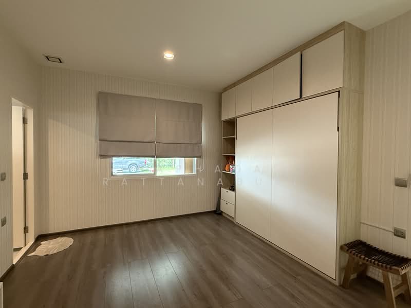 Mantana Onnut-Wongwaen 5, Bangkok, Kanchanaphisek Road, Dok Mai, Prawet, Bangkok, 4 Bedrooms, 300 sqm, Single Detached House For Rent, by Paphada Rattanaburi, 500299520 - DDproperty.com