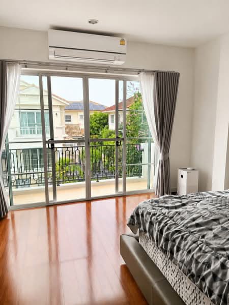 Nantawan Rama 9-Onnut, Bangkok, Soi Mu Ban Nantawan, Prawet, Bangkok, 3 Bedrooms, 232 sqm, Single Detached House For Rent, by Jutarat Jitmun, 500299529 - DDproperty.com