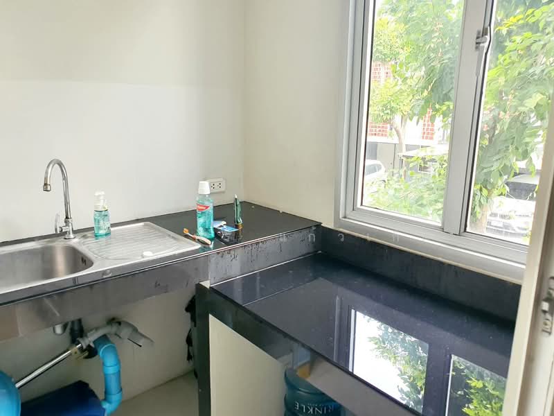 Siamese Blossom @ Fashion, Bangkok, Soi Ramindra 64, Khan Na Yao, Khan Na Yao, Bangkok, 3 Bedrooms, 250 sqm, Townhouse For Rent, by สิรินทร์ แก้วเกิด, 500299542 - DDproperty.com