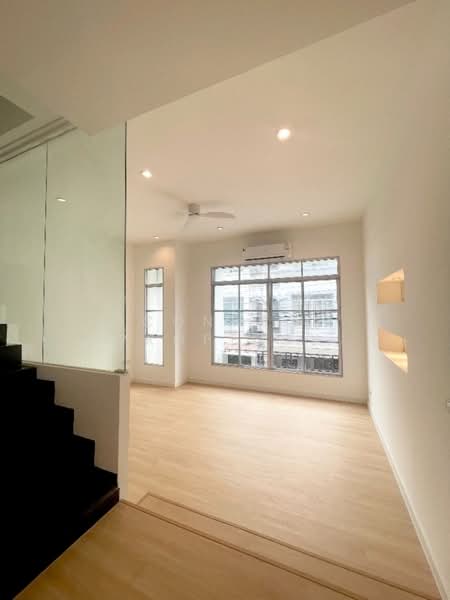 Baan Klang Muang Ladprao-Yothin Phatthana, Bangkok, Soi Baan Klang Muang Ladprao-Yothin Phatthana, Lat Phrao, Lat Phrao, Bangkok, 3 Bedrooms, 180 sqm, Townhouse For Rent, by Connex Property, 500299584 - DDproperty.com