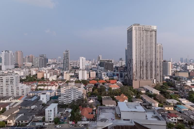 Lumpini Place Phahol-Saphankhwai, Bangkok, 171 Pradipat Road, Samsen Nai, Phaya Thai, Bangkok, 1 Bedroom, 35 sqm, Condo For Sale, by Benjamas Petchsuwan, 500299589 - DDproperty.com
