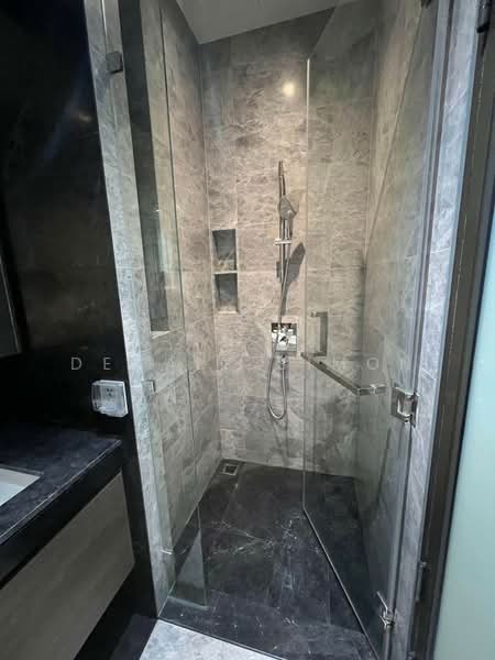 28 Chidlom, Bangkok, 28 Chit Lom Alley, Lumphini, Pathum Wan, Bangkok, 2 Bedrooms, 75 sqm, Condo For Rent, by Decalf Simon, 500299619 - DDproperty.com
