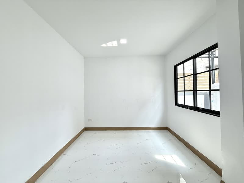 Royal Park Ville Suwinthawong, Bangkok, Suwinthawong Road, Lam Phak Chi, Nong Chok, Bangkok, 4 Bedrooms, 200 sqm, Single Detached House For Sale, by นภัสศรณ์ วงศ์สินไทยกร (นันท์), 500299630 - DDproperty.com