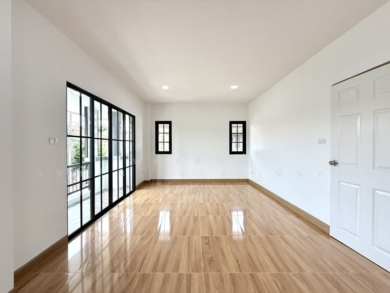 Royal Park Ville Suwinthawong, Bangkok, Suwinthawong Road, Lam Phak Chi, Nong Chok, Bangkok, 4 Bedrooms, 200 sqm, Single Detached House For Sale, by นภัสศรณ์ วงศ์สินไทยกร (นันท์), 500299630 - DDproperty.com