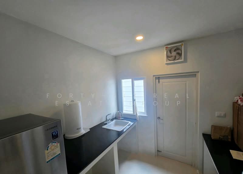 Centro Phahol-Vibhavadi 2, Pathum Thani, Klong 1 Khlong Luang, Khlong Nung, Khlong Luang, Pathum Thani, 4 Bedrooms, 190 sqm, Single Detached House For Rent, by Forty-Six Real Estate Group, 500299679 - DDproperty.com