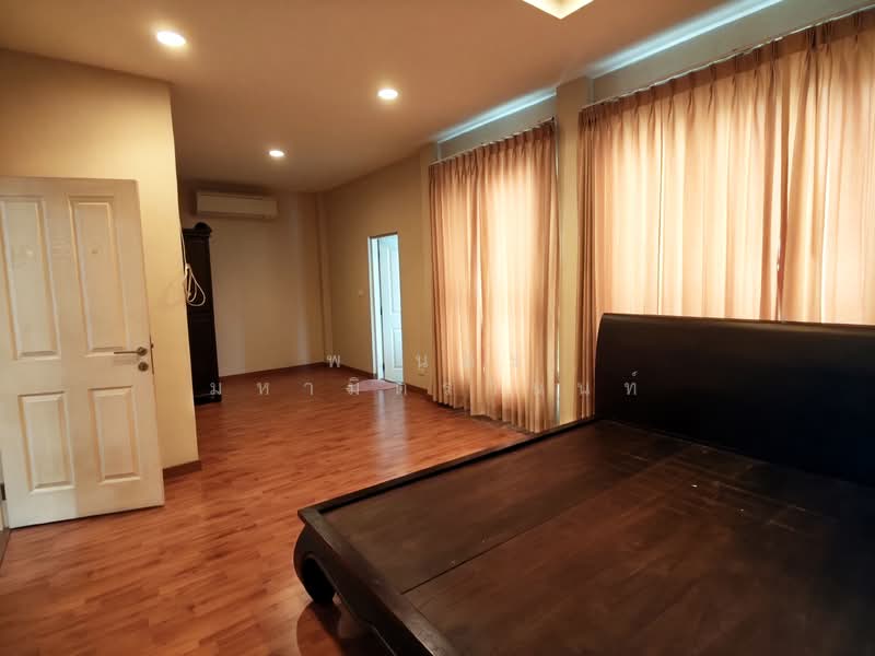 The City Ratchaphruek-Charan 13, Bangkok, Bang Waek Road, Bang Waek, Phasi Charoen, Bangkok, 3 Bedrooms, 252 sqm, Single Detached House For Sale, by พเนตร มหามิตรานนท์, 500299692 - DDproperty.com