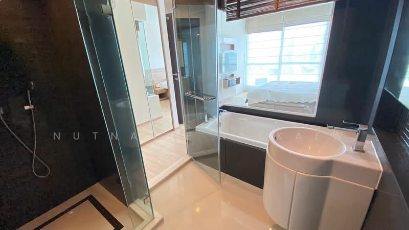 Rhythm Sathorn, Bangkok, 141 Soi Sathorn 21, Yan Nawa, Sathon, Bangkok, 2 Bedrooms, 66 sqm, Condo For Rent, by Nutnaree Nakkaew, 500299715 - DDproperty.com