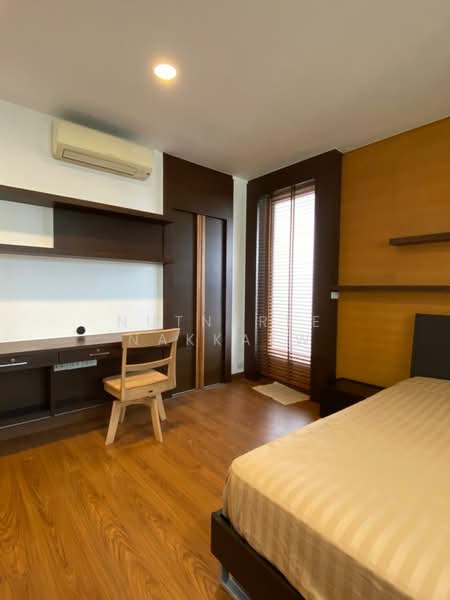 St Louis Grand Terrace : เซ็นต์ห ลุยส์ แกรนด์ เทอเรส, กรุงเทพ, ซอย สาทร 11 S Sathon Rd, ยานนาวา, สาทร, กรุงเทพ, 110 ตร.ม., คอนโด ให้เช่า, โดย Nutnaree Nakkaew, 500299731 - DDproperty.com
