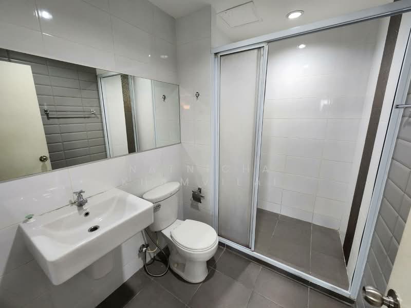 Aspire Sukhumvit 48, Bangkok, Sukhumvit Road, Phra Kanong, Khlong Toei, Bangkok, 1 Bedroom, 38 sqm, Condo For Sale, by Natnicha Khamvilai, 500299734 - DDproperty.com