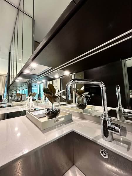 28 Chidlom, Bangkok, 28 Chit Lom Alley, Lumphini, Pathum Wan, Bangkok, 1 Bedroom, 44 sqm, Condo For Rent, by Nutnaree Nakkaew, 500299748 - DDproperty.com
