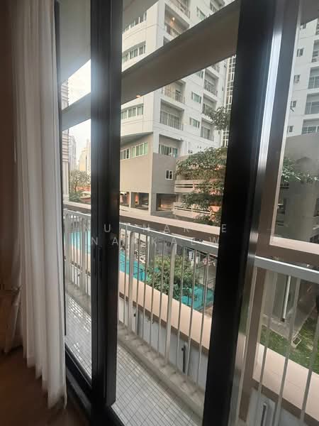 Park Origin Phrom Phong (Park 24), Bangkok, 68 Soi Sukhumvit 24, Khong Tan, Khlong Toei, Bangkok, 1 Bedroom, 33 sqm, Condo For Rent, by Nutnaree Nakkaew, 500299775 - DDproperty.com