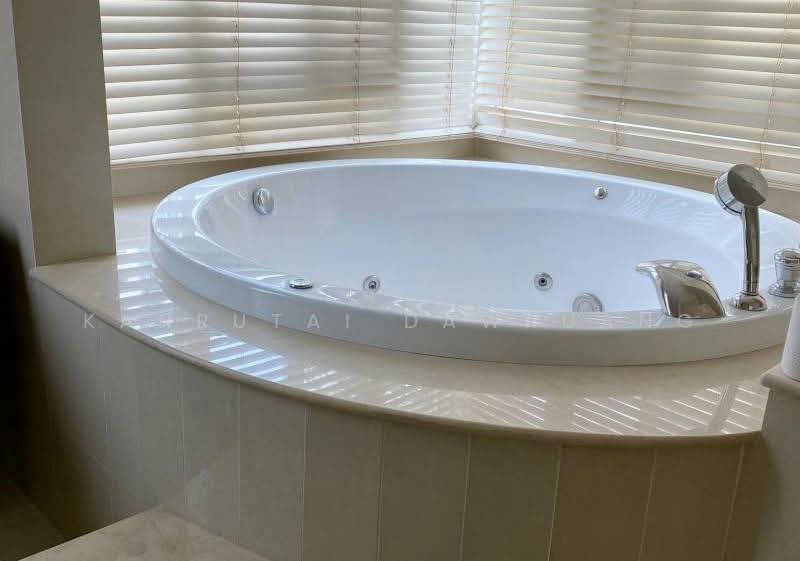 The Bangkok Sukhumvit 43, Bangkok, Soi Sukhumvit 43, Khlong Tan Nua, Watthana, Bangkok, 2 Bedrooms, 115 sqm, Condo For Sale, by Kanrutai Dawruang, 500299820 - DDproperty.com