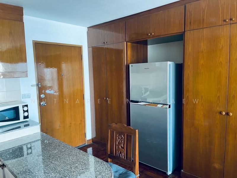 Silom Suite, Bangkok, Soi Sathorn 12, Sathorn Road, Silom, Bang Rak, Bangkok, 1 Bedroom, 55 sqm, Condo For Rent, by Nutnaree Nakkaew, 500299853 - DDproperty.com