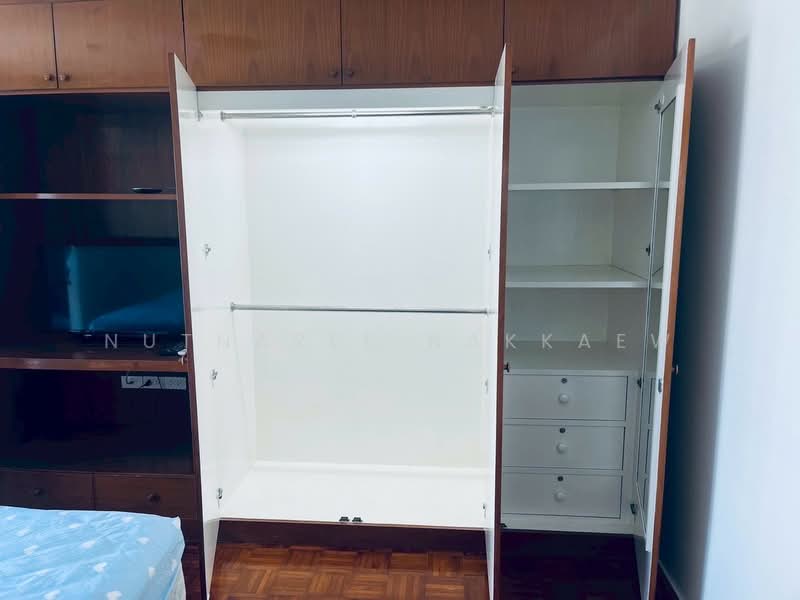 Silom Suite : สีลม สวีท, กรุงเทพ, ซอยสาทร 12 ถนนสาทร, สีลม, บางรัก, กรุงเทพ, 55 ตร.ม., คอนโด ให้เช่า, โดย Nutnaree Nakkaew, 500299853 - DDproperty.com