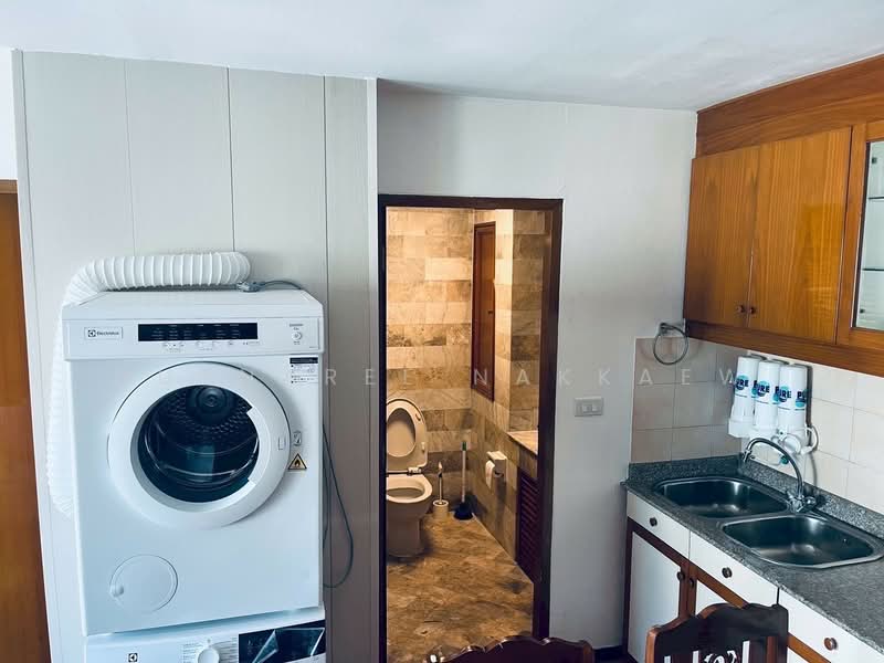 Silom Suite, Bangkok, Soi Sathorn 12, Sathorn Road, Silom, Bang Rak, Bangkok, 1 Bedroom, 55 sqm, Condo For Rent, by Nutnaree Nakkaew, 500299853 - DDproperty.com