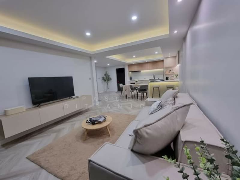 ทาวน์เฮ้าส์ 4-ห้องนอน, กรุงเทพ, คลองตันเหนือ, วัฒนา, กรุงเทพ, 210 ตร.ม., ทาวน์เฮ้าส์ ให้เช่า, โดย Pasupit Ditbanjong, 500299915 - DDproperty.com